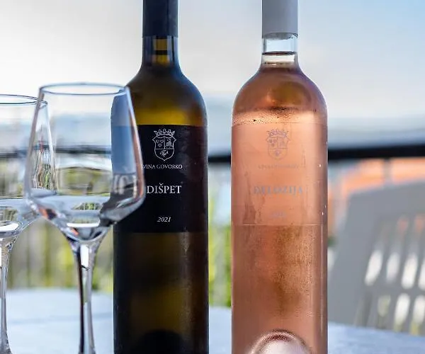 House Eva & Ema Трогір